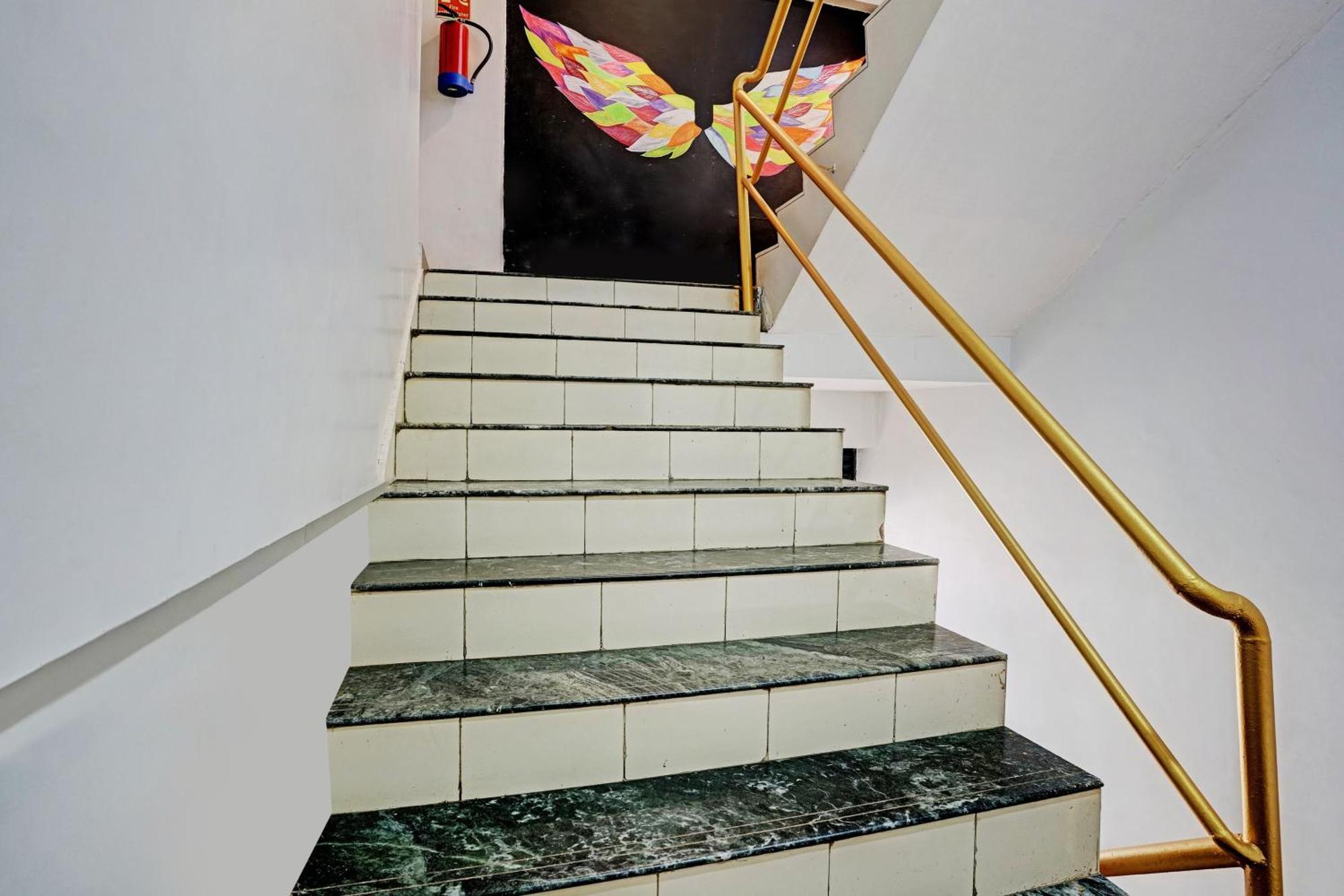 Hotel O Didar House Navi Mumbai Luaran gambar